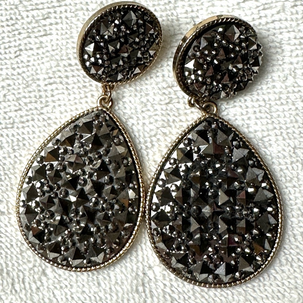 Elegant Druzy Black Teardrop Dangle Earrings
